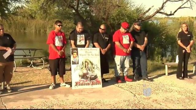 Realizan Vigília para Honrar a las Víctimas del Crimen en Laredo