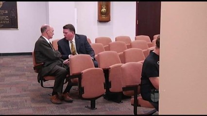 Nueva información relacionada al conflicto legal entre el ex-alcalde de el paso John Cook y el pasto