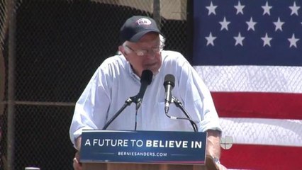 Bernie Sanders en el Valle de Coachella