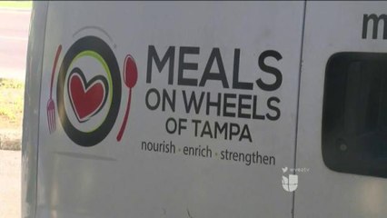 VIDEO: Meals on wheels busca voluntarios bilingües