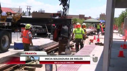 Soldan el primer "riel" del Tranvía en el oeste.