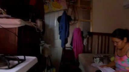 Dentro de cuatro paredes ruegan por un milagro