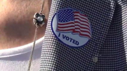 Apelan ley que obliga el uso de identificación oficial para votar