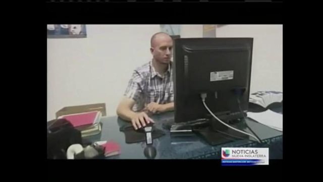 Vídeo: Si su estatus migratorio cambia ¿debe reportárselo a su empleador?