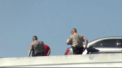 Accidente vial conduce a arresto de sospechoso.