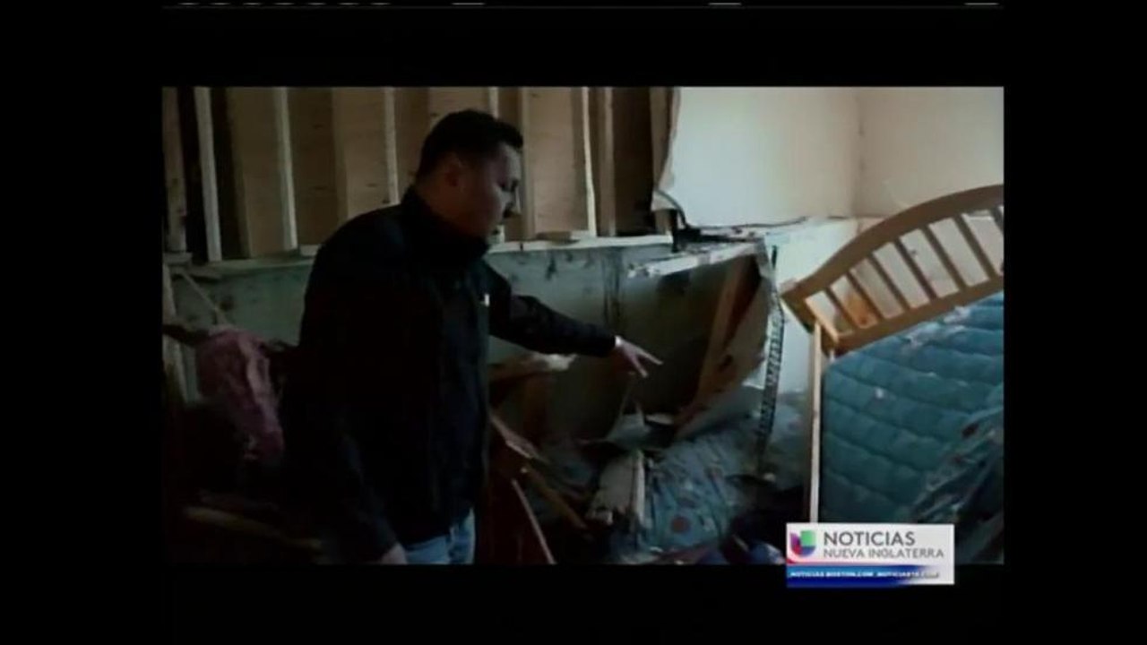 VIDEO: Estrelló su auto contra la habitación de un niño