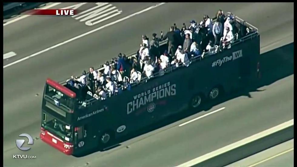 CUBS VICTORY PARADE