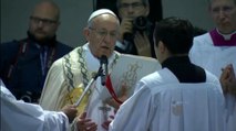 Reaccionan ante decisión del Papa Francisco