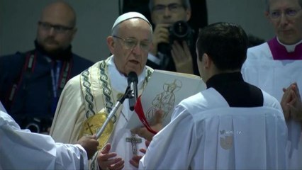 Reaccionan ante decisión del Papa Francisco