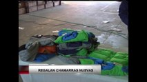 VIDEO: La compañia Sierra Farms regala chamarras