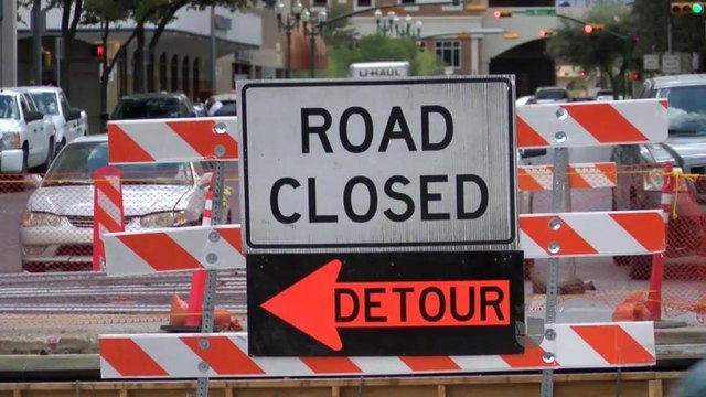 Revelan correos del fraude millonario del tranvía del centro