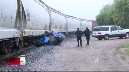Mujer pierde la vida al chocar su vehículo contra tren en movimiento