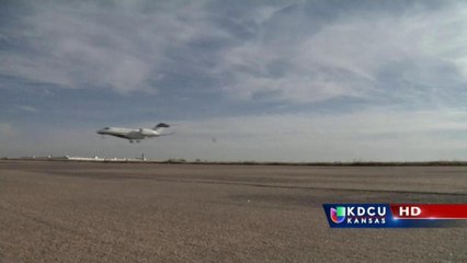 Aeropuerto de Wichita se prepara ante la llegada de tormenta invernal
