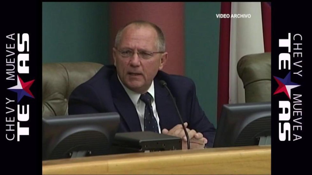 Resumen de renuncia de alcalde