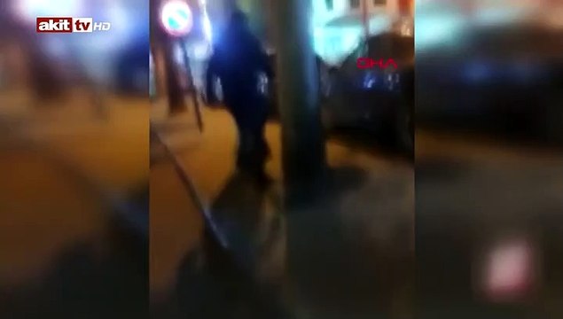 Gaziantep’te, kedileri çuvala koyup götürürken yakalandı