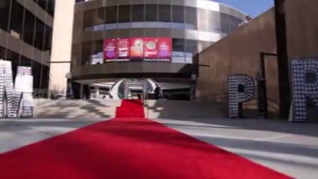 Apoyo para estudiantes de escasos recursos en Las Vegas.