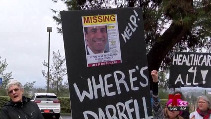 Protestan a favor de estudiantes refugiados en San Diego y en contra Trump