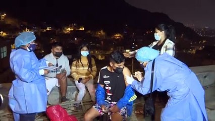 Más del 50 % de la población de América está totalmente vacunada contra la covid-19