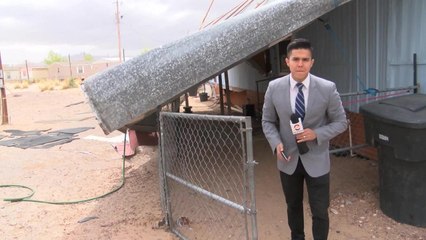 El viento desprendió su techo dejándolos sin hogar