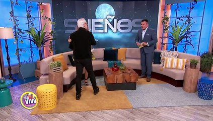 Mario Vannucci lee los sueños de los famosos en los Premios de la Radio