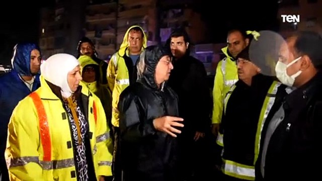 محافظ الإسكندرية يتابع رفع تراكمات الأمطار بشوارع المحافظة