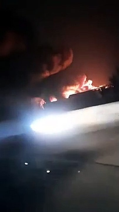 حريق بمصنع بلاستيك فى الشرقية والدفع بـ8 سيارات...
