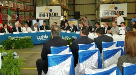 Reunión de  Cuellar y Comyn con representantes de Laredo