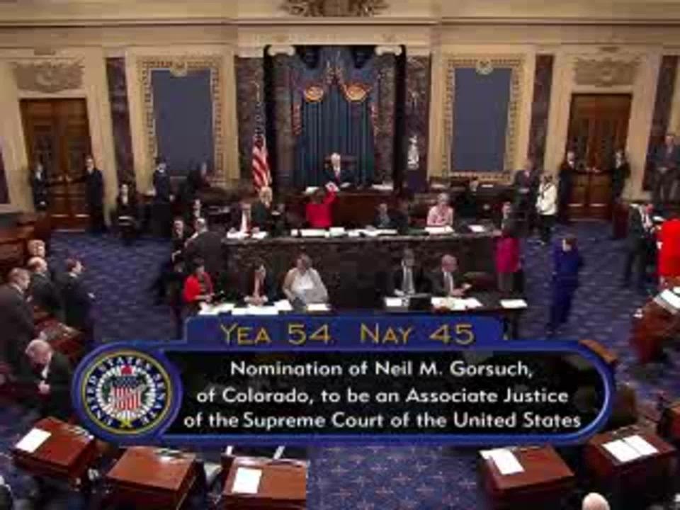 Senado confirma a Gorsuch