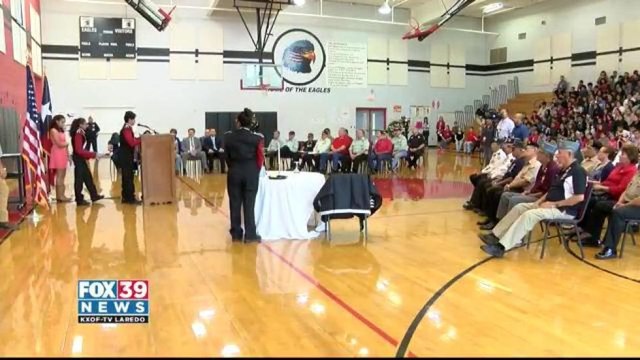 Memorial Middle School Honor Laredo Veterans