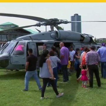 “VIDEO: Fallece marino de San Diego durante exhibición de paracaidismo” is locked VIDEO: Fallece marino de San Diego durante exhibición de paracaidismo