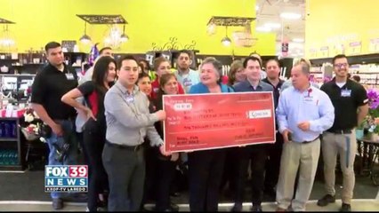 HEB Donate To Big Brothers Big Sisters Of South Laredo