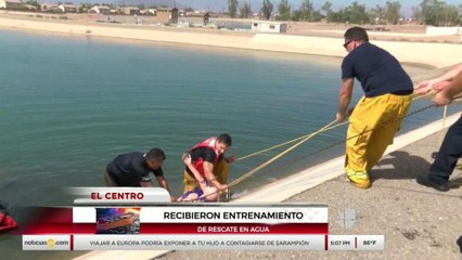 Bomberos reciben entrenamiento