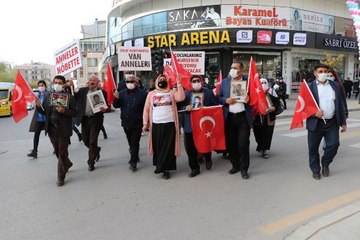 EVLAT EYLEMİNDEKİ ANNE: KIZIM BABAN KANSERE YAKALANDI, SENİ GÖRMEK İSTİYOR
