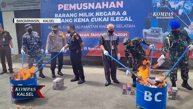 Bea Cukai Kalbagsel Musnahkan 1 Juta Batang Rokok Ilegal dan Puluhan Miras Ilegal