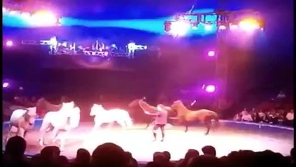 Estudiantes de Canutillo visitan la biblioteca de EPCC NW