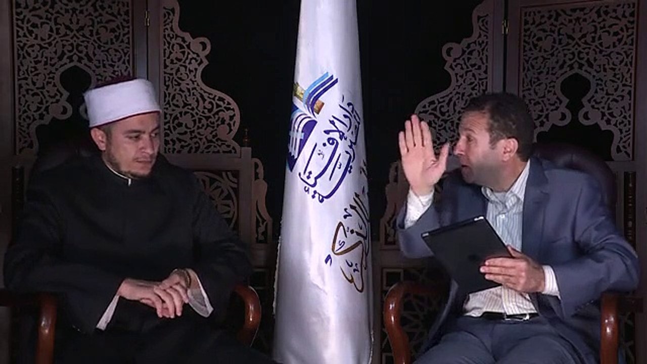 دار الإفتاء يجوز للزوجة إعطاء زكاة مالها لزوجها الفقير