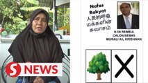 Tamil speaking Malay kuih-seller helps candidate in his campaign trail