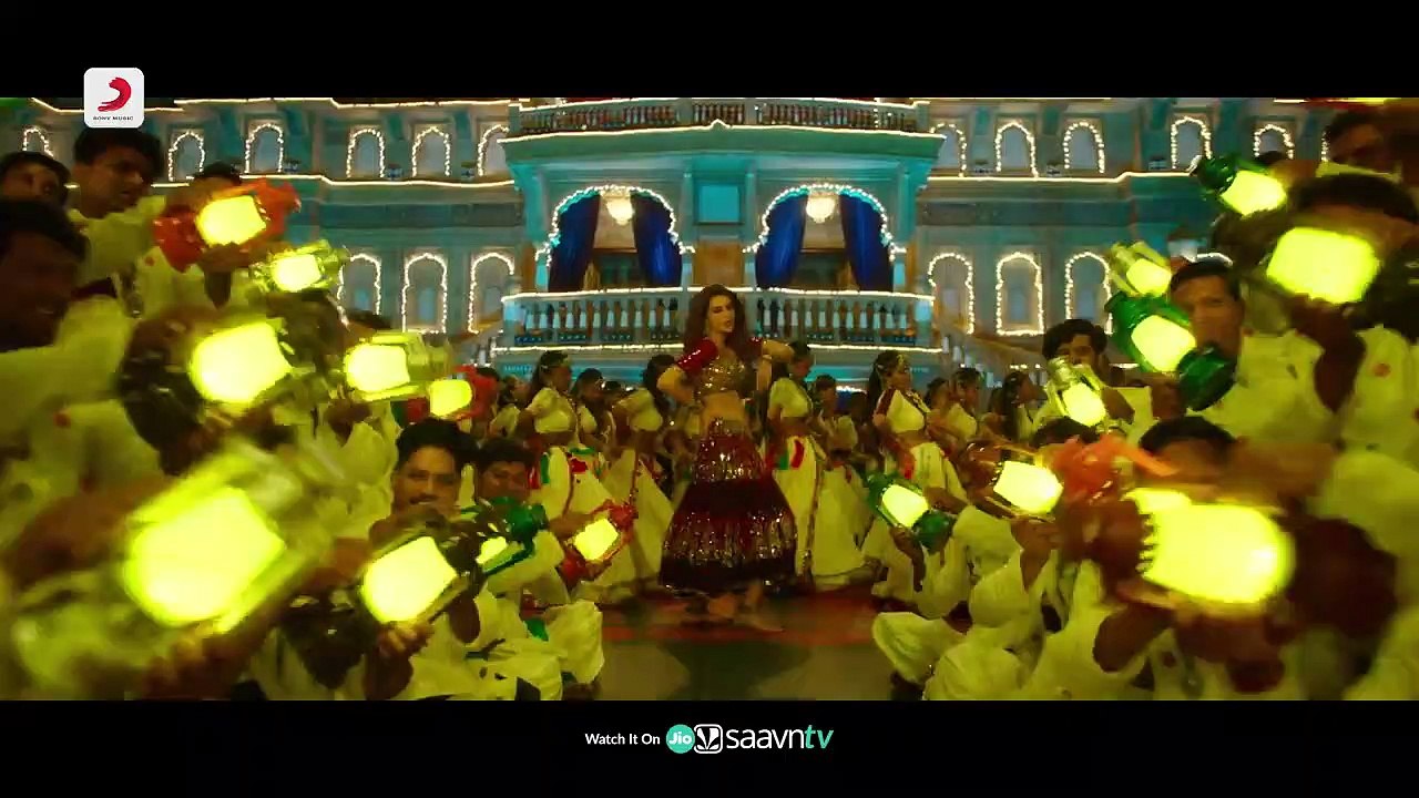 Param Sundari -Official Video _ Mimi _ Kriti Sanon, Pankaj Tripathi _ @A. R. Rahman_ Shreya _Amitabh