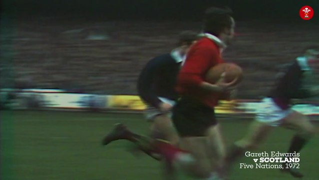 Greatest Try: Gareth Edwards v Scott Williams