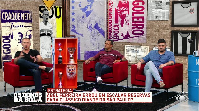 Você, torcedor do Palmeiras, gostou de ver a equipe reserva no clássico contra o São Paulo? Velloso disse que foi um desrespeito com quem pagou pelo ingresso.#OsDonosDaBola