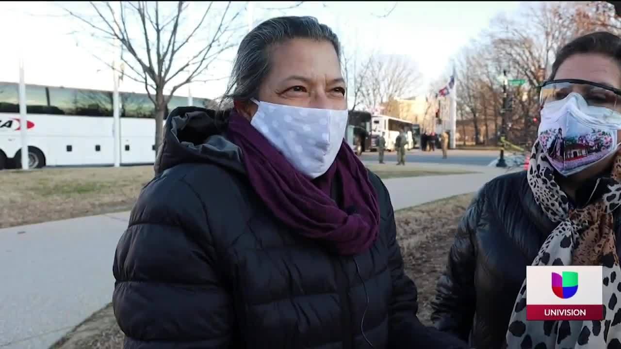 Hispana trabaja para funcionarios de los EE.UU.