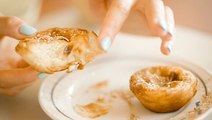 Portuguese bakers use a 100-year-old secret recipe to make their famous egg tarts