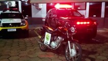 Jovem sem capacete é detido com motocicleta furtada em Cascavel