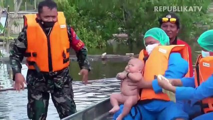 TNI Bangun Dapur Umum dan Evakuasi Warga Palangka Raya