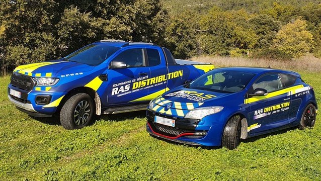 Des gendarmes arrêtent un entrepreneur au volant d'une Megane ressemblant à la leur sauf que...
