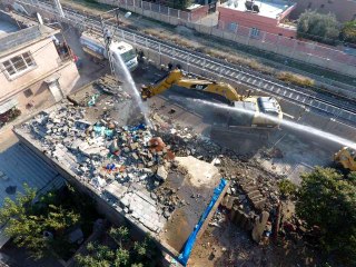 Adana'da kentsel dönüşümde yıkım başladı