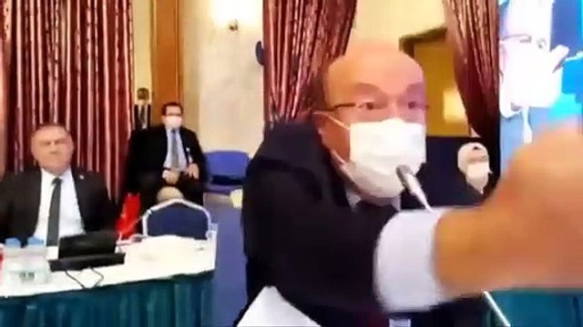 CHP'li Bekaroğlu: Nedir bu U metro saçmalığı, Ekrem Bey bu ülkenin vatandaşı, İstanbul’un başkanı; sizin gibi Amerikan vatandaşı değil