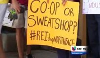 Estudiantes protestan practicas de tienda REI en Rockville, Maryland