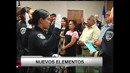 Se graduan cadetes de policía  de la Costa Central