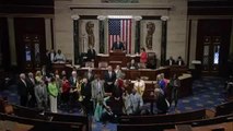 Demócratas ocupan el suelo de la Cámara de Representantes